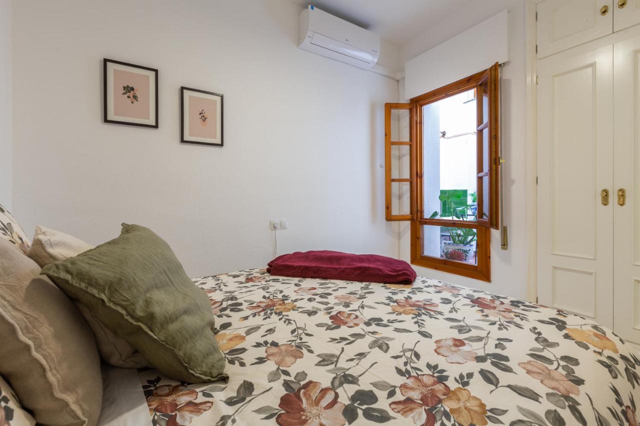 Bright Apartment With Patio And Balconies In The Center Màlaga Exteriér fotografie